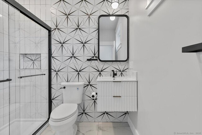 Photo - 245 Dwight St