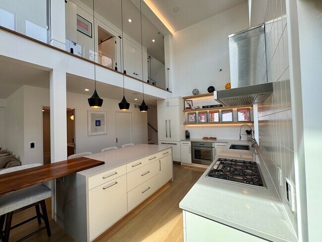 Photo - 22 Parker St