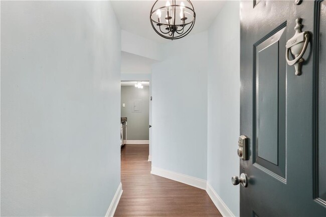 Photo - 1280 W Peachtree St NW Condo Unit 3306