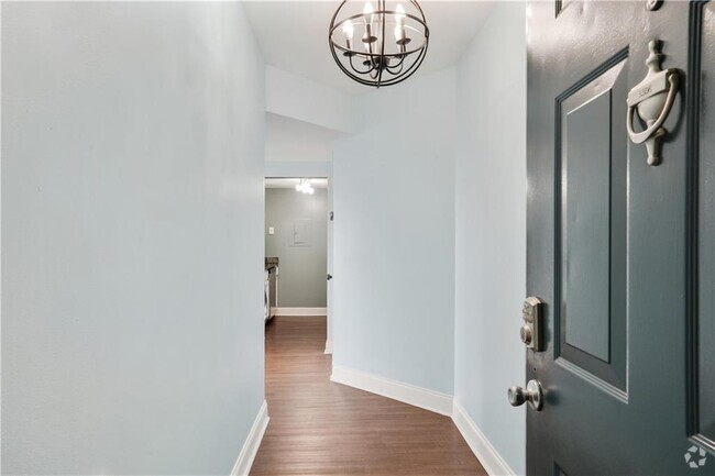 Building Photo - 1280 W Peachtree St NW Unit 3306 Rental