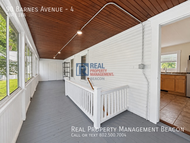 90 Barnes Ave Unit 4