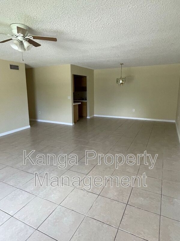 Photo - 11605 NW 29th Ct Unit #7D