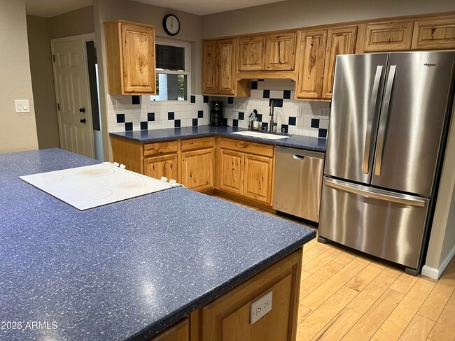 Photo - 3301 W Belmont Ave