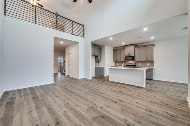 Photo - 1600 Bleriot Ct