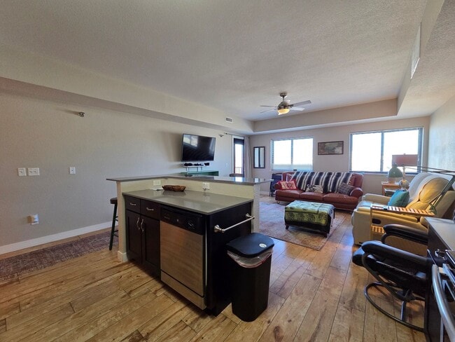 Photo - 221 E 5th St Unit E 5th 221 #209