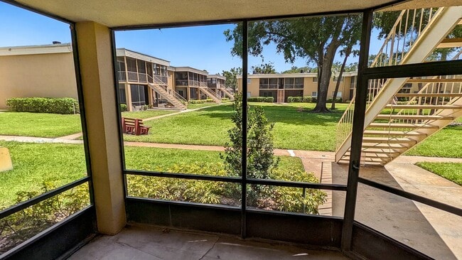 Photo - 1000 Lake of the Woods Blvd Unidad C103