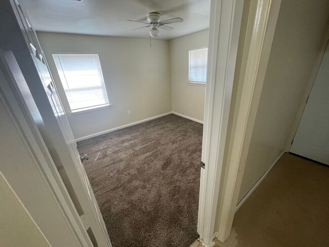 Photo - 3 Bedroom House in Carrollton, TX (Fully R...
