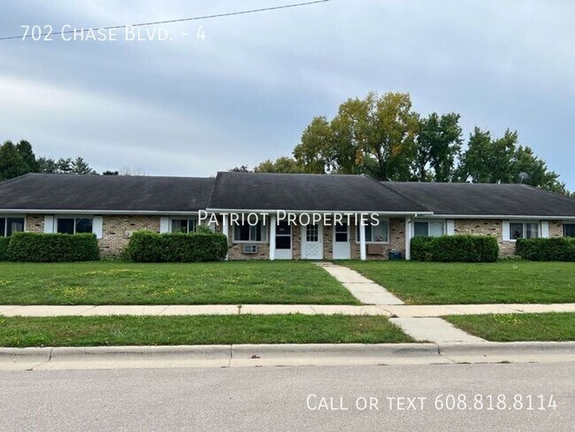 Building Photo - 702 Chase Blvd Unit 4 Rental