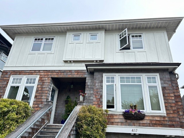 Building Photo - 417-417 Vancouver St Unit 2