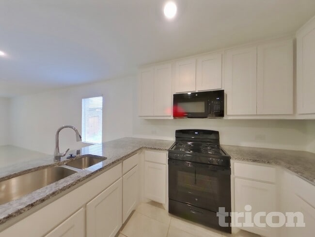 Photo - 1516 Clairborne Ct