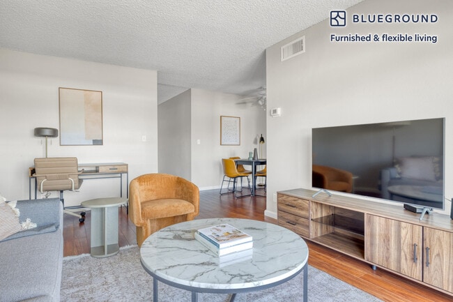 Photo - 6121 Glade Ave Unidad FL4-ID699