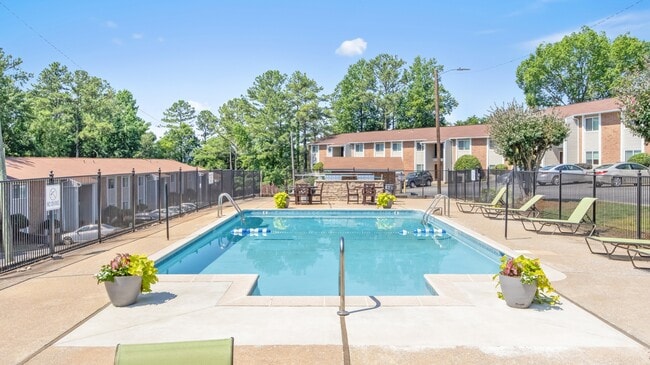 Mountain Woods Apartments