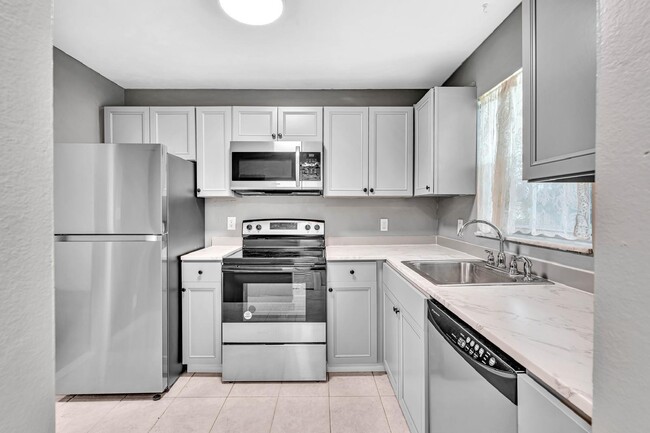 Photo - 5100 SW 64th Ave Condo Unit 204a