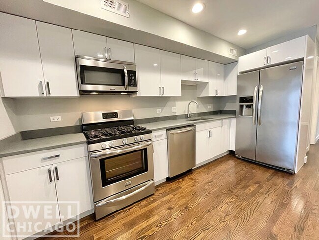 Photo - 1352 N Cleveland Ave Unit 2