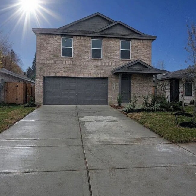 Building Photo - 9015 Rose Pelican Ln