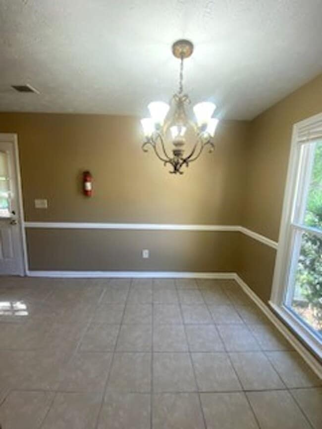 Photo - 6674 Foxdale Dr