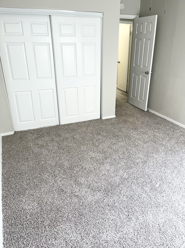 Biloxi Shores Apartments