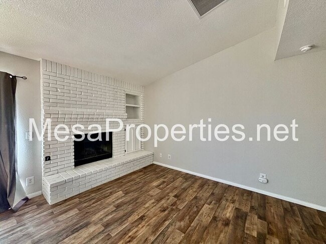 Photo - 15137 Haddington Way