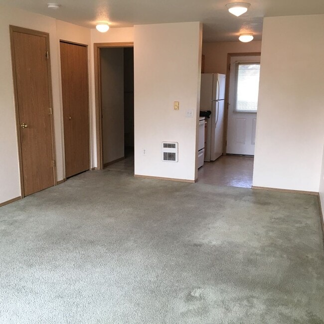 Photo - Nice 2 Bedroom, 2 Bath Apartment in Newberg- Pet Friendly!