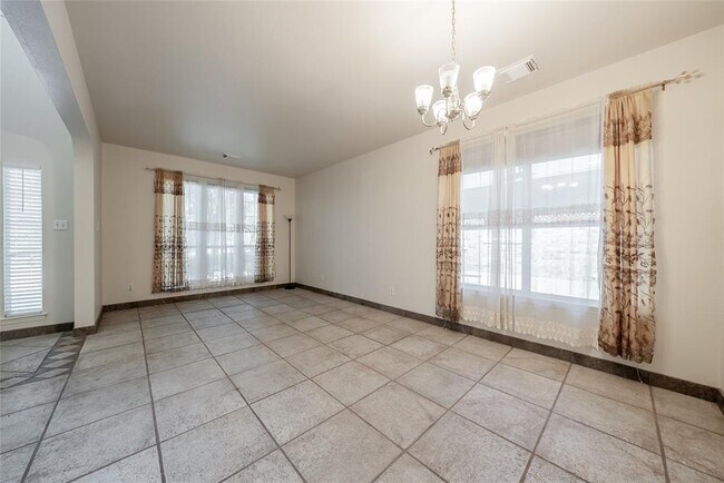 Photo - 915 Double File Trail