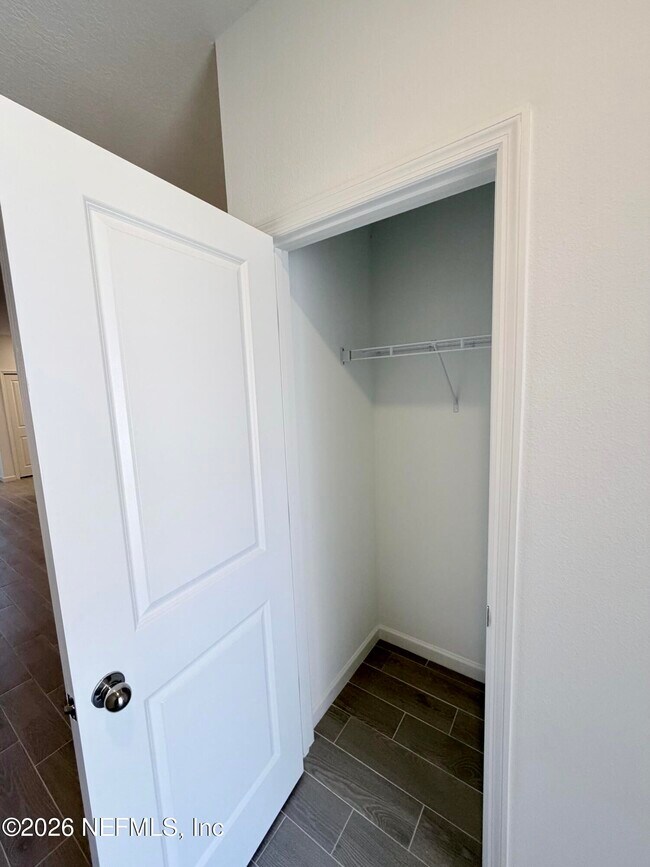 Photo - 2113 Windward Cay Ln