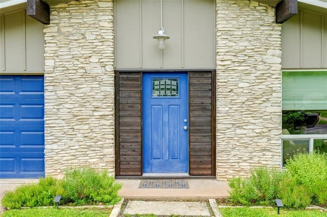 Photo - 406 Arbor Ln