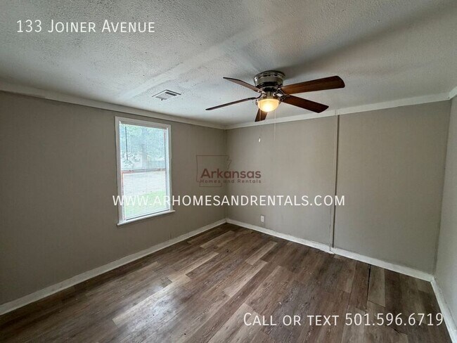 Photo - 133 Joiner Ave