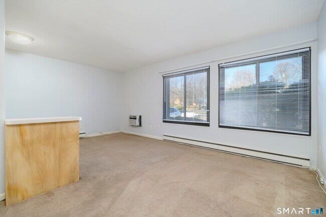 Photo - 445 Hope St Unit 11