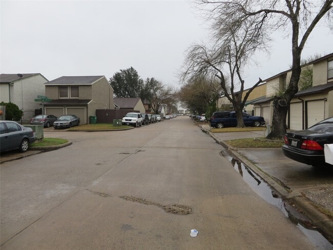 Photo - 4527 Terrace Manor Dr