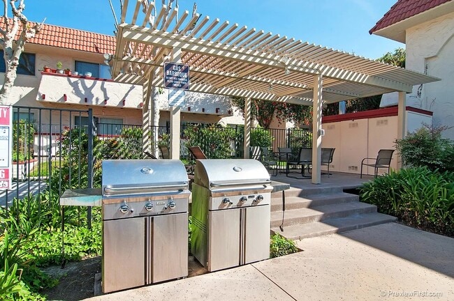 BBQ Grills - 8609 Lake Murray Blvd Unit 10