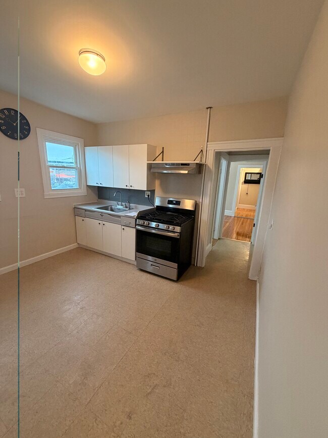 Photo - 14 Maine Ave Unit 2