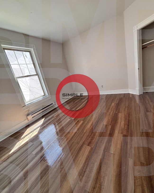 Photo - 228 N 4th St Unidad Apartment 2