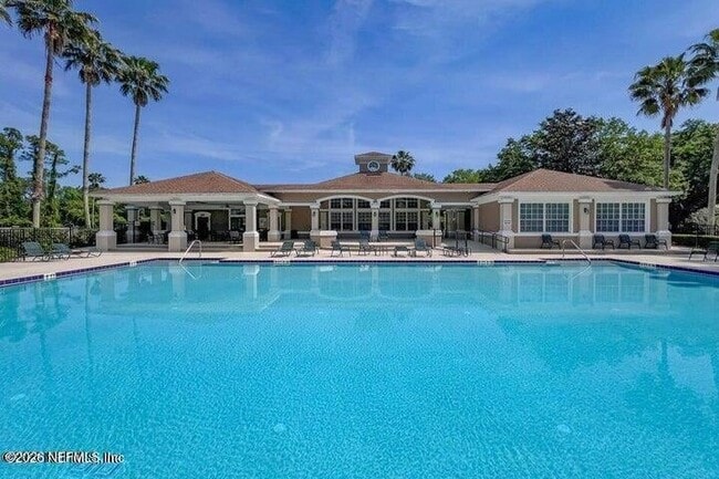 Building Photo - 10550 Baymeadows Rd Unit 323