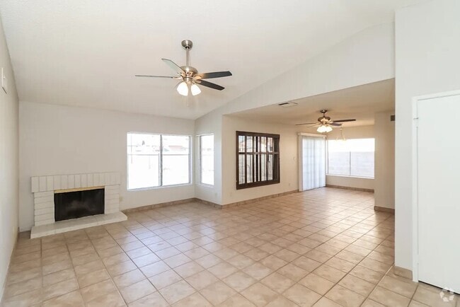 Building Photo - 5140 N 69th Ave Rental