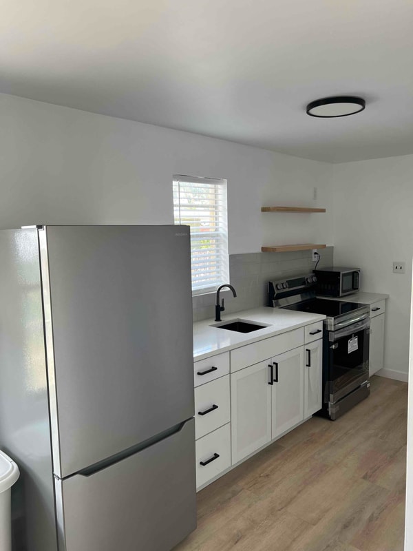 Photo - 628 N D St