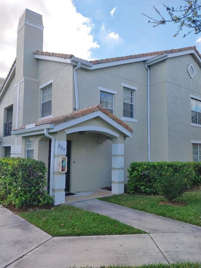 Photo - 128 SW Peacock Blvd Unidad 15203 Rental
