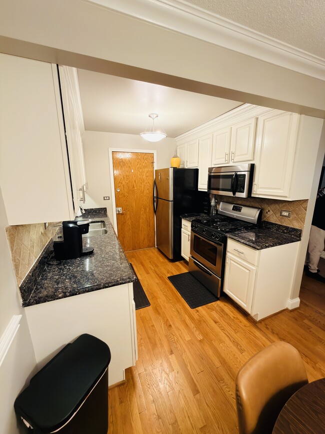 4932 N Leonard Dr Unit O’Hare Condo