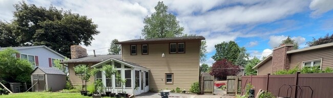Photo - 141 Riverdale Rd