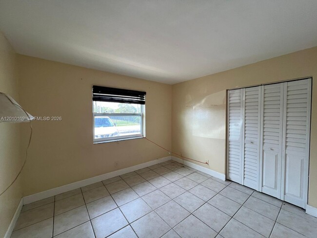 Photo - 5411 NW 22nd St Unidad 5411