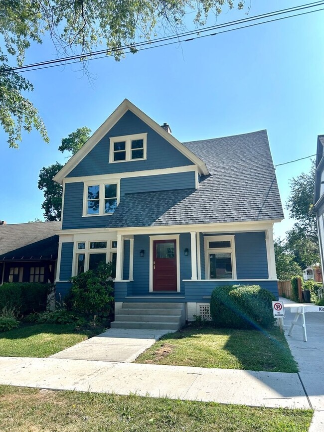 Building Photo - 621 Cherry St Rental