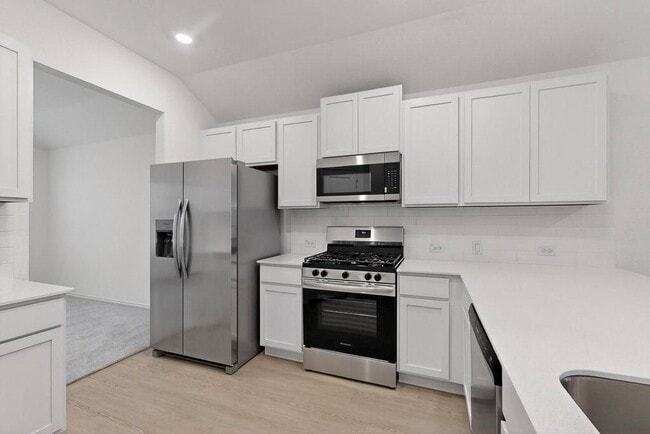 Photo - 107 Herald Dr