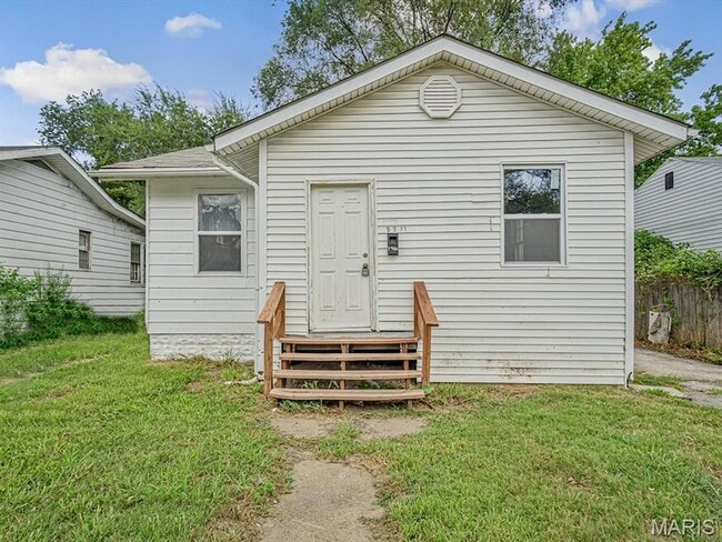 Building Photo - 5611 Hallows Ave Rental