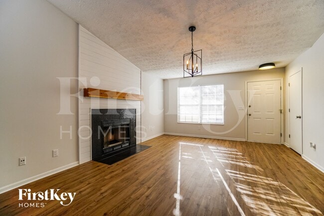 Photo - 2333 Hunterstown Dr