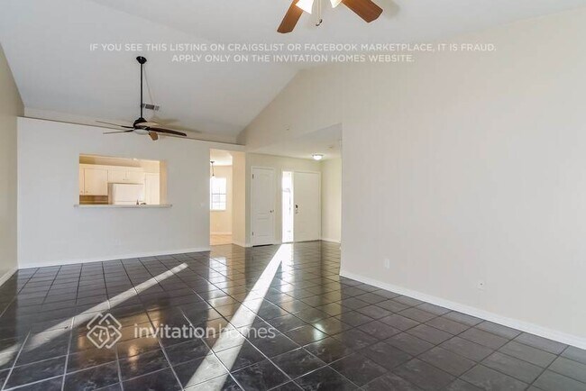 Photo - 203 N Lake Ct