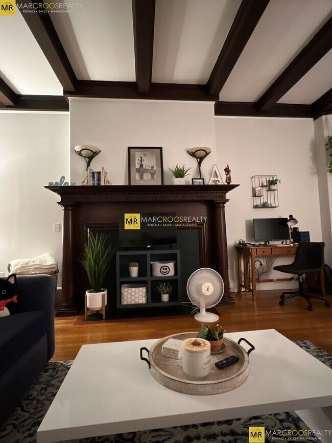 Photo - 465 Commonwealth Ave Unit #4