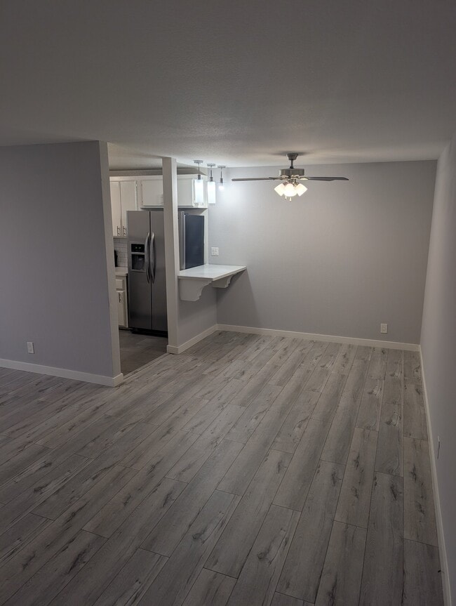 Photo - 7014 Lanewood Ave Unidad 16
