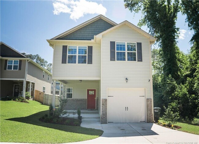 Building Photo - 919 Carolina Ave