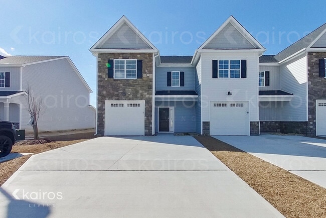 Photo - 3712 Oak Leaf Wy Townhome