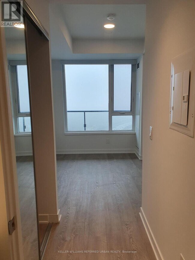 Photo - 1926 Lake Shore Blvd W Unité 3905