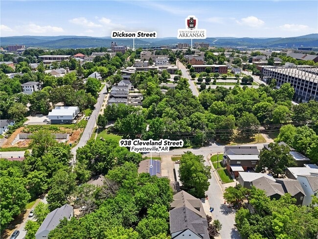 938 W Cleveland St Unit 205